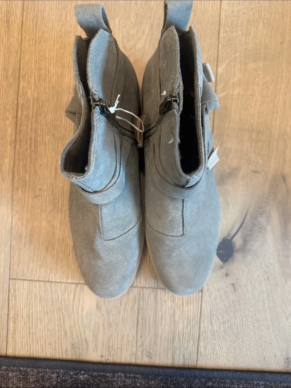 NWT TOMS Marlow Dune Suede Wedge Ankle Booties with Side Zip 9.5 - Picture 4 of 14